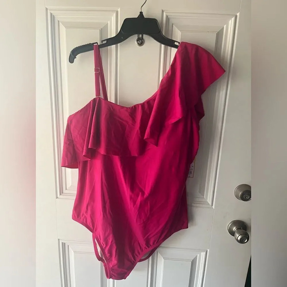 Kona Sol Pink Ruffle One-Shoulder High-Coverage One-Piece Swimsuit Size 22 NWT - Picture 3 of 11